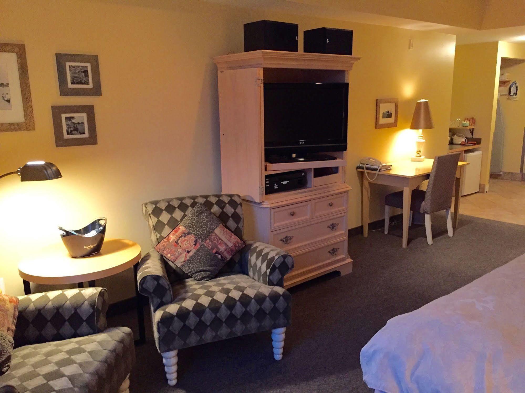 The Annex Room Suites Stratford Dış mekan fotoğraf